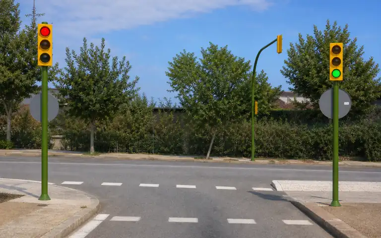 Imagen de la pregunta: En esta situación, ¿qué debe hacer si va a girar a la izquierda?