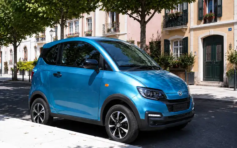 Imagen de la pregunta: ¿Un cuatriciclo ligero es un automóvil?